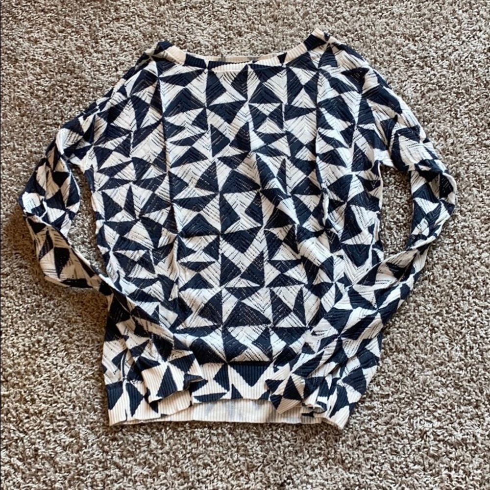 Loft Sweater Super Thin - image 1